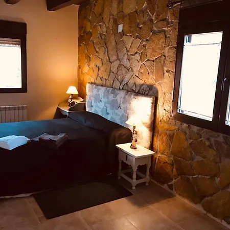Casa Turistica Los Olivos Dom wakacyjny Segowia
